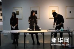 [新华网]中国人民大学艺术学院“绘画本体工作室研究生教学实验展” 开幕 - 人民大学