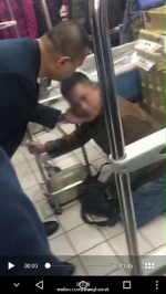 北京一超市内打假人索赔遭员工殴打 - Bbn.Com.Cn