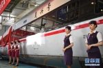 中国高铁最新版来了！“复兴号”动车组今将首发亮相 - News.Cntv.Cn