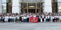 中国人民大学师生代表参观建军90周年主题展览 - 人民大学
