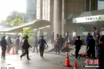 印尼证交所大楼内发生垮塌事故 至少28人受伤送医 - News.Cntv.Cn