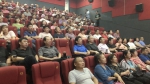 涿州教学实验场党员干部职工观看电影《决胜时刻》 - 农业大学